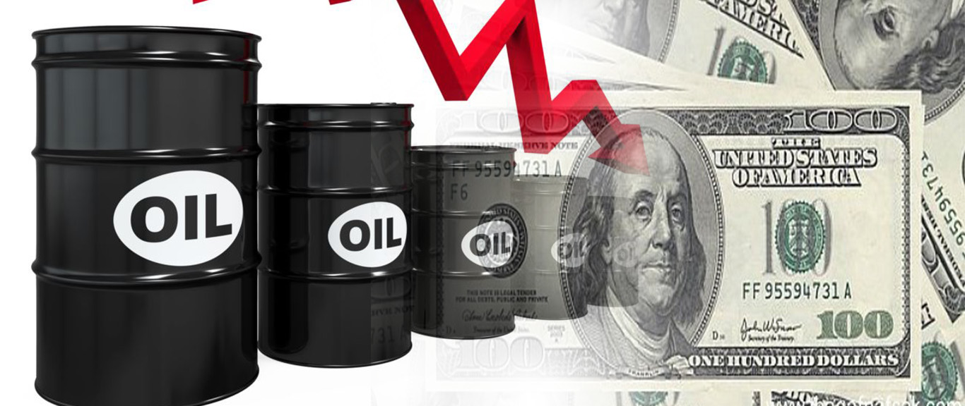 انخفاض أسعار النفط مع ارتفاع الدولار. 