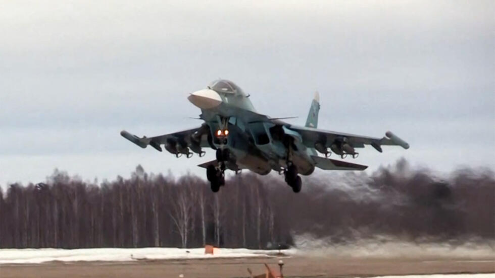 تحطم طائرة عسكرية روسية من طراز (سوخوي 34) خلال مهمة تدريبية. 