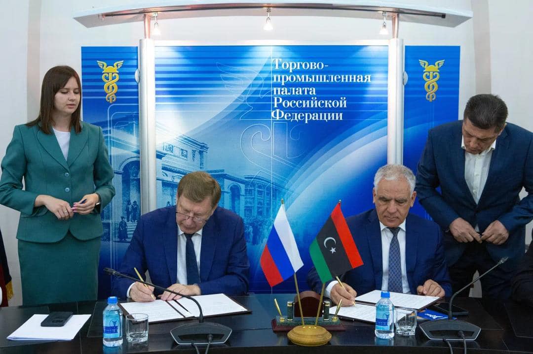 اتفاقية تعاون مشترك بين ليبيا وروسيا في المجالات الاقتصادية والتجارة الخارجية .