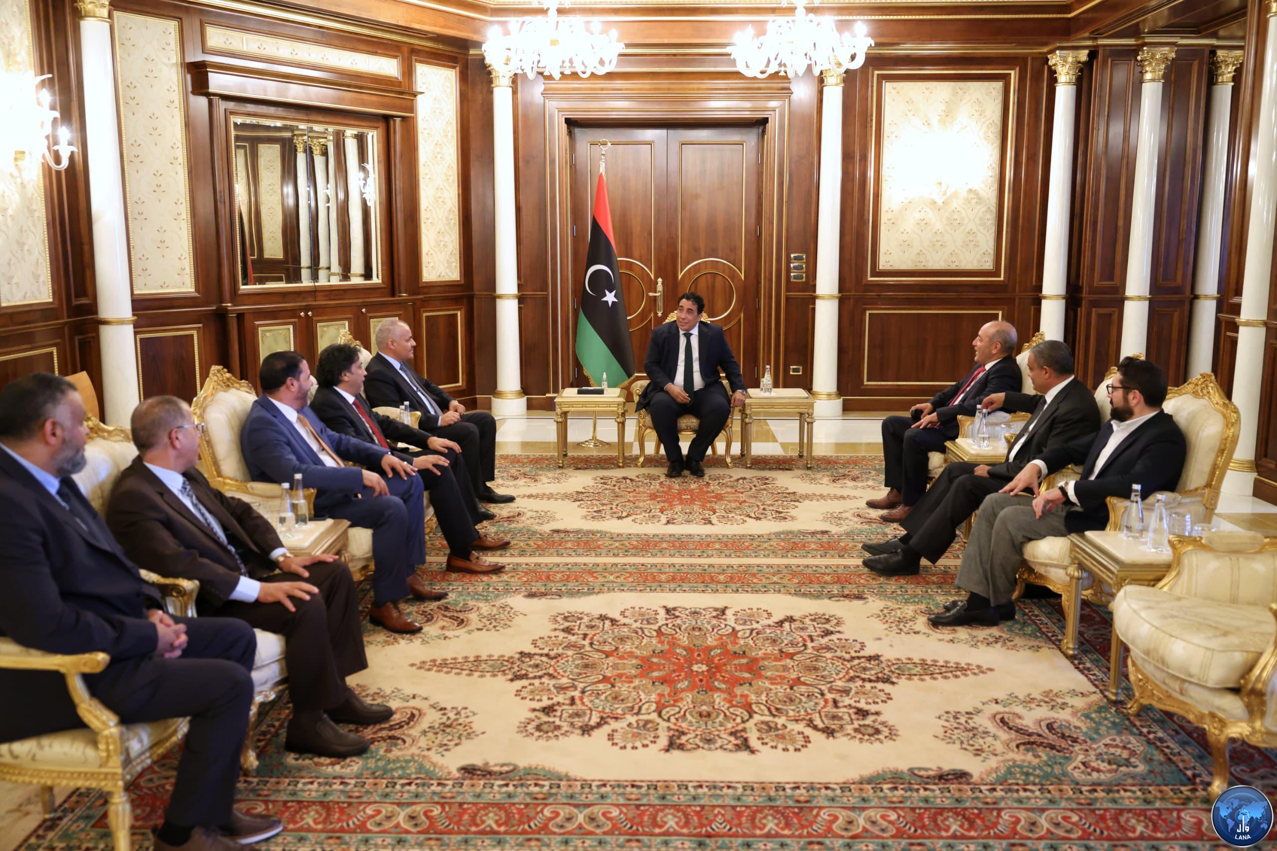  Al-Manfi meets the new governor of the Central Bank of Libya (Naji Issa).