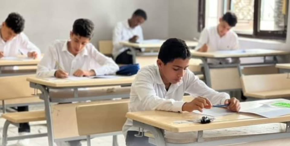 إلغاء امتحان 36 تلميذ من طلبة الشهادة  الإعدادية في مادة اللغة الإنجليزية بسبب الغش