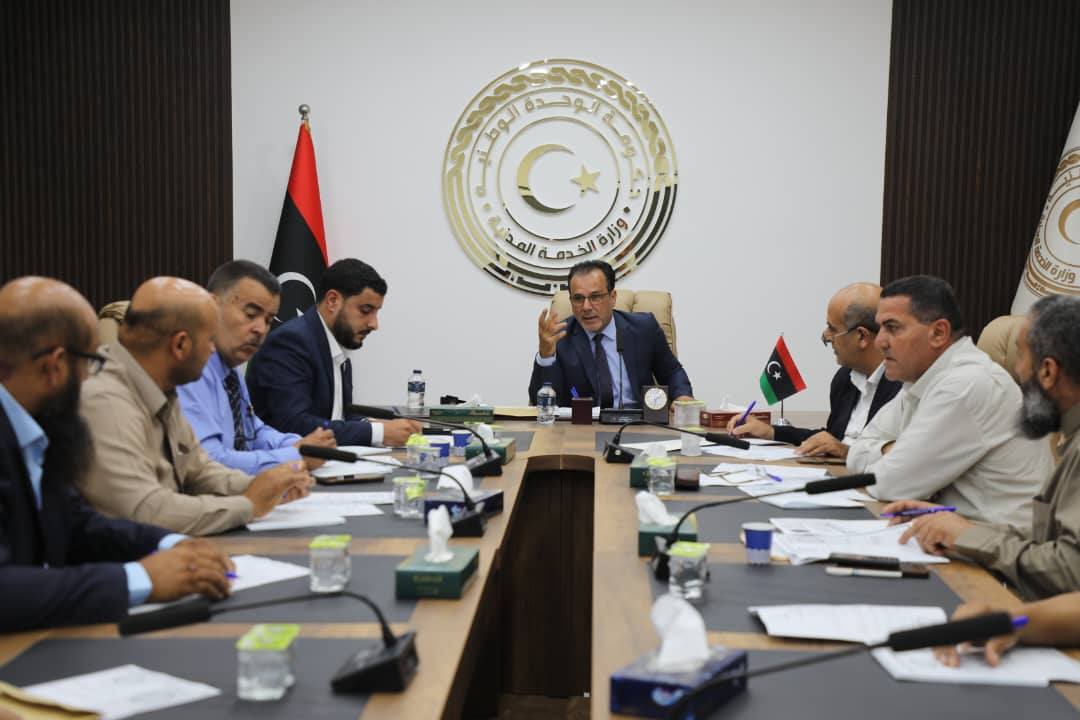 وزارة العمل والتأهيل تشارك في الاجتماع الأول للجنة المشتركة لمعالجة أوضاع الشركات المتعثرة.