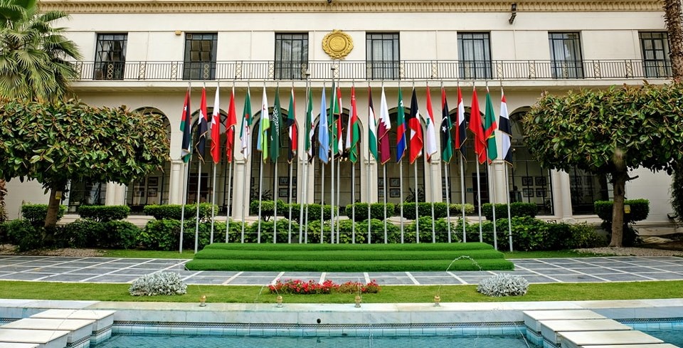  الجامعة العربية تدين اقتحام قوات الاحتلال مقر الأونروا بمدينة القدس .