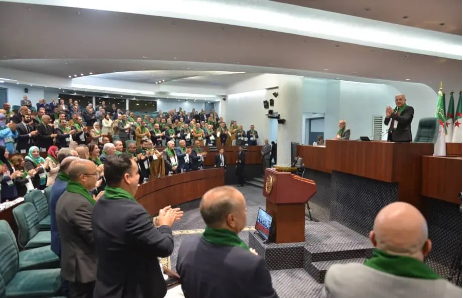 المجلس الشعبي الوطني الجزائري يصادق على قانون  تجريم الاستعمار الفرنسي 