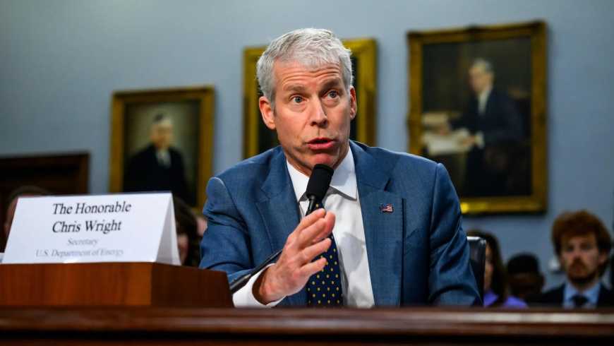 الولايات المتحدة تسعى لعقد صفقات نفطية ومعدنية مع فنزويلا لتعزيز التعاون الاقتصادي والأمني