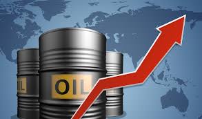 أسعار النفط تواصل الارتفاع مدعومة بنمو الاقتصاد الصيني ومخاوف تجارية عالمية