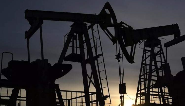 ارتفاع أسعار النفط وسط توترات أمريكية إيرانية ومخاوف بشأن إمدادات مضيق هرمز