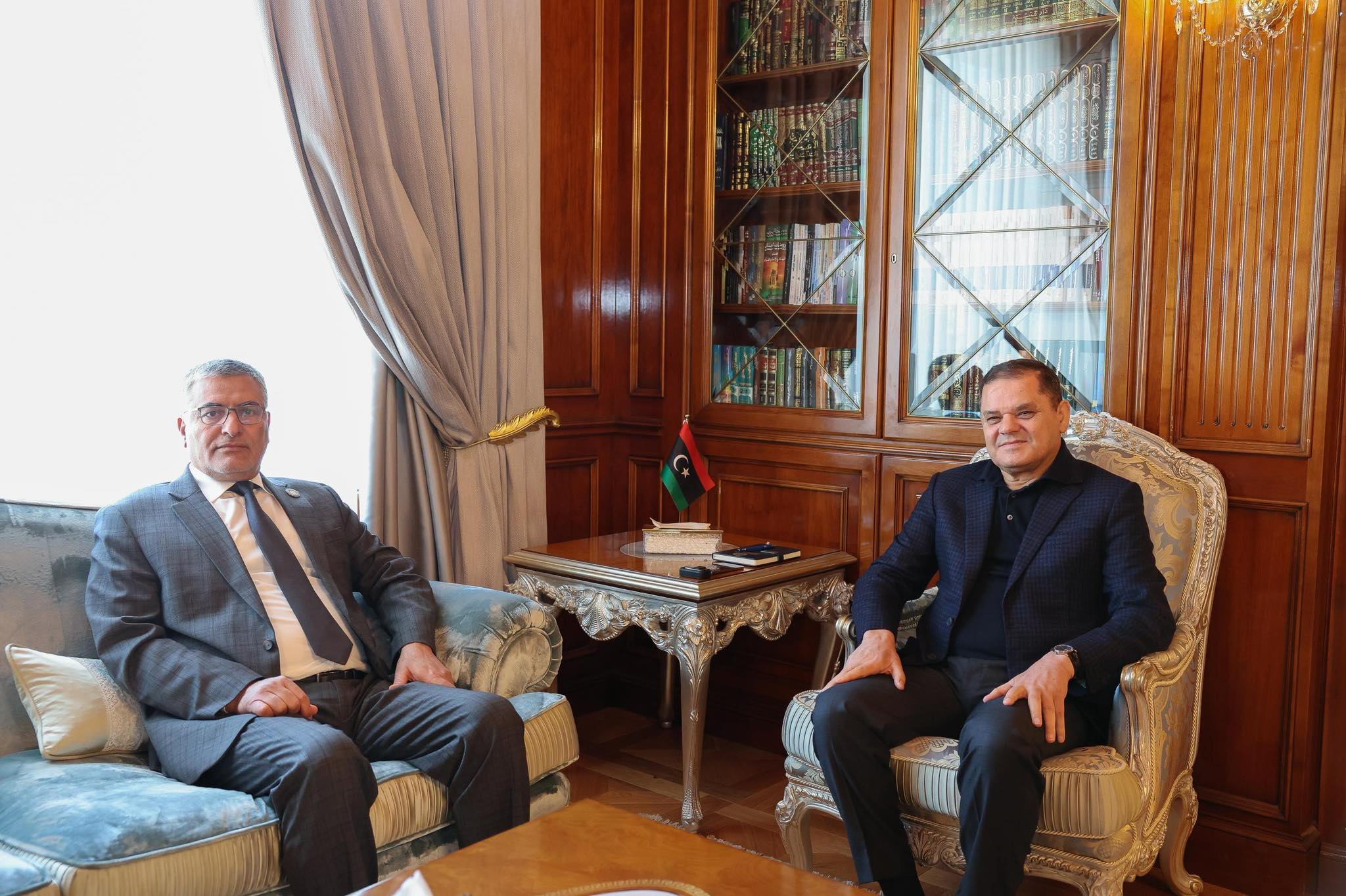 الدبيبة و تكالة يبحثان مستجدات المشهد السياسي وبرامج تعزيز الاستقرار الاقتصادي 