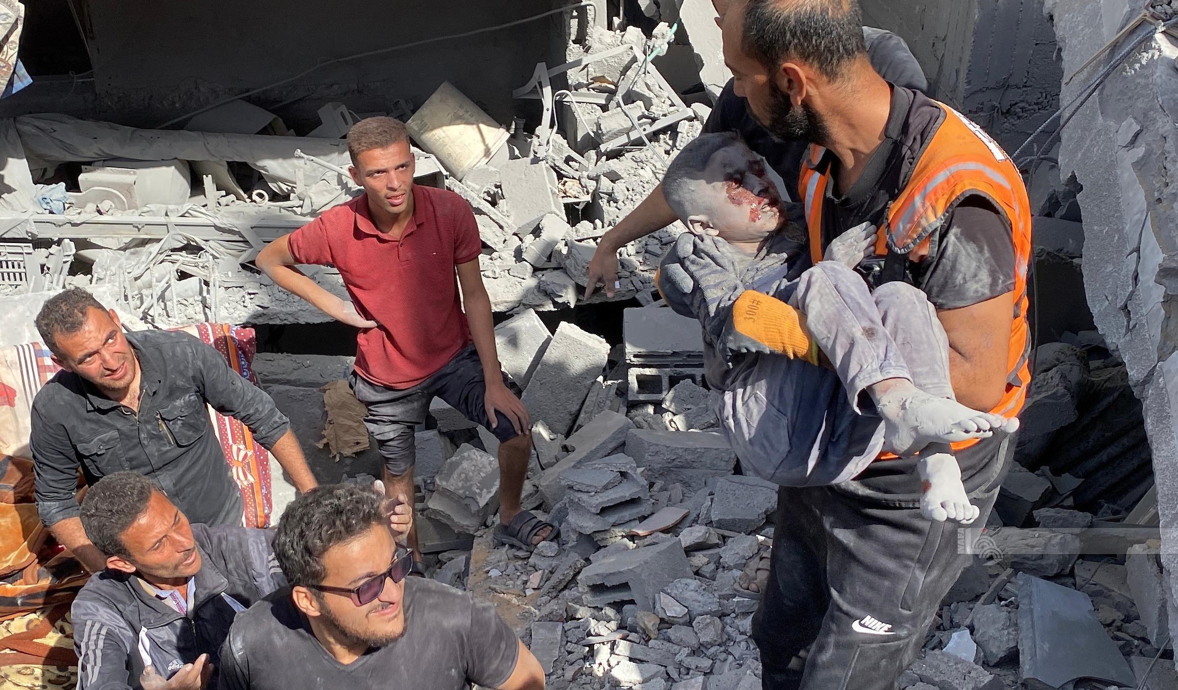 استشهاد 4 فلسطينيين وإصابة آخرين في غارة للاحتلال الاسرائيلي على غزة