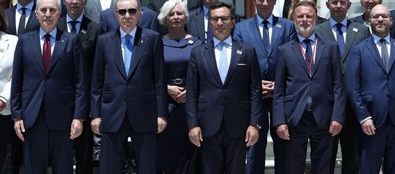  أردوغان يدعو (الناتو) إلى إنشاء شبكة للأمن والدفاع من تكساس إلى  أنقرة