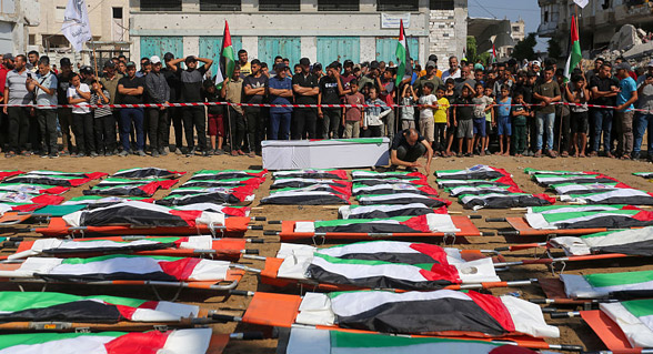 تشييع جثامين 112 شهيدا  بغزة في أكبر جنازة في تاريخ فلسطين