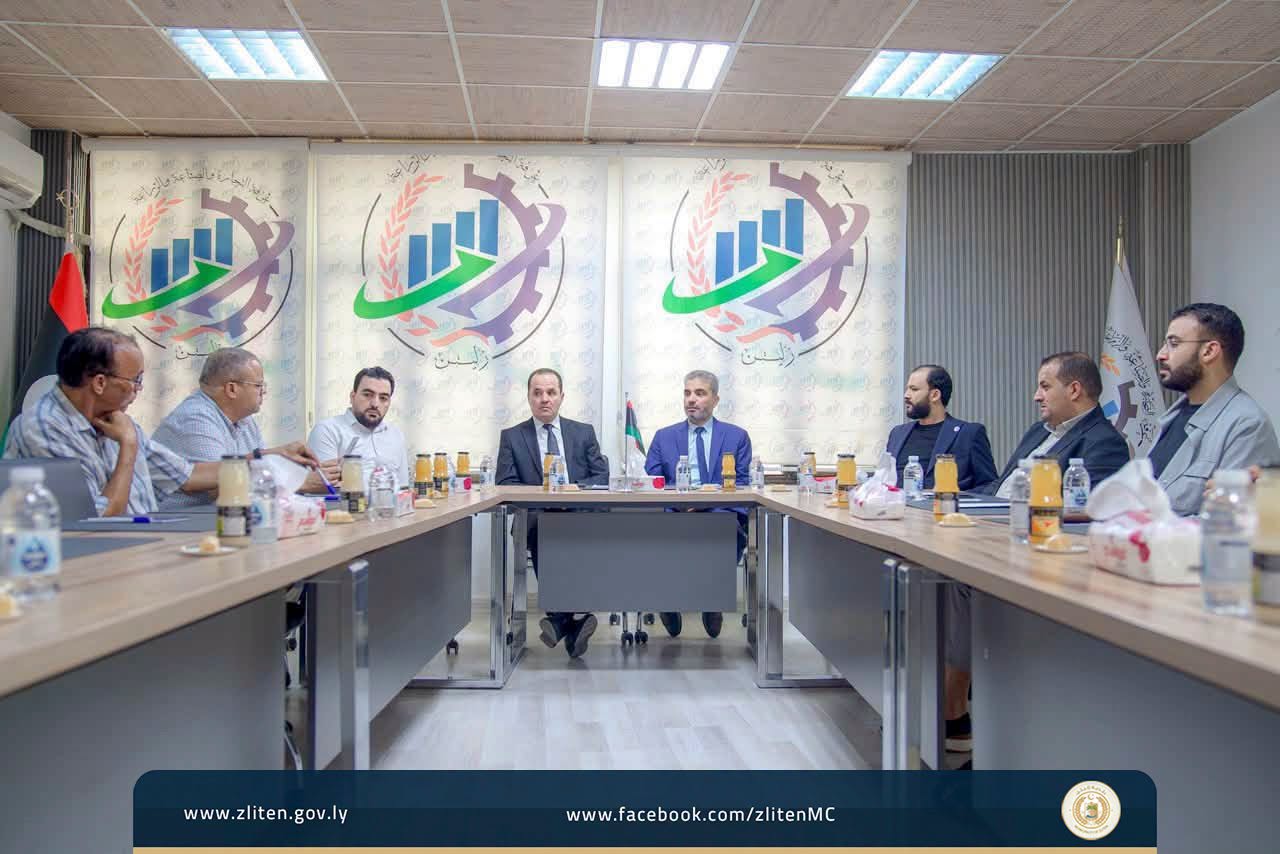 365617