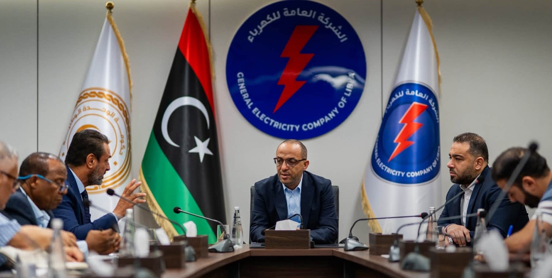 الكهرباء تستعرض مع الأعلى للدولة، التحديات التي تواجه الشركة وآليات معالجتها
