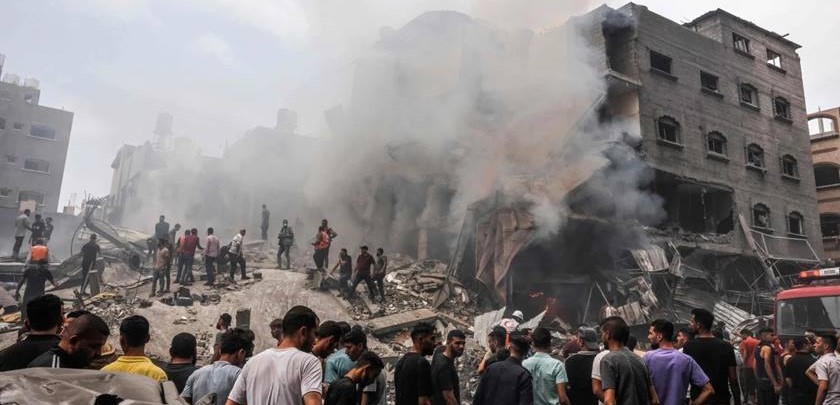 استشهاد خمسة فلسطينيين جراء قصف الاحتلال شقة سكنية  بغزة
